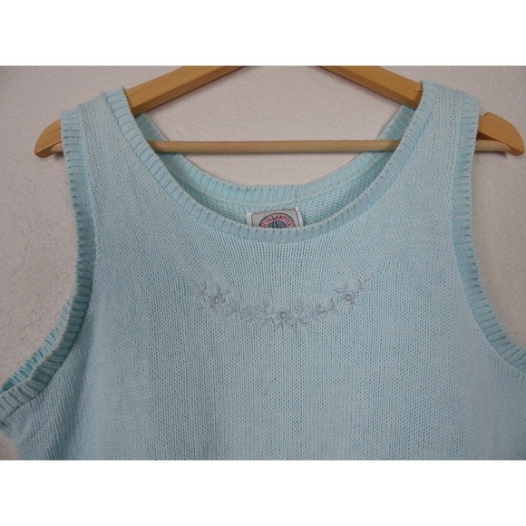 Cape Isle Knitters Women Embroidered Knit Top Sz Medium Blue Cottagecore Granny - Picture 3 of 9